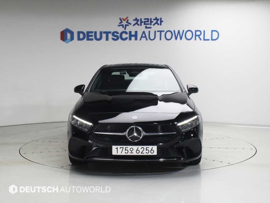 벤츠 A 클래스 A클래스 W177 A220 세단 이미지 3
