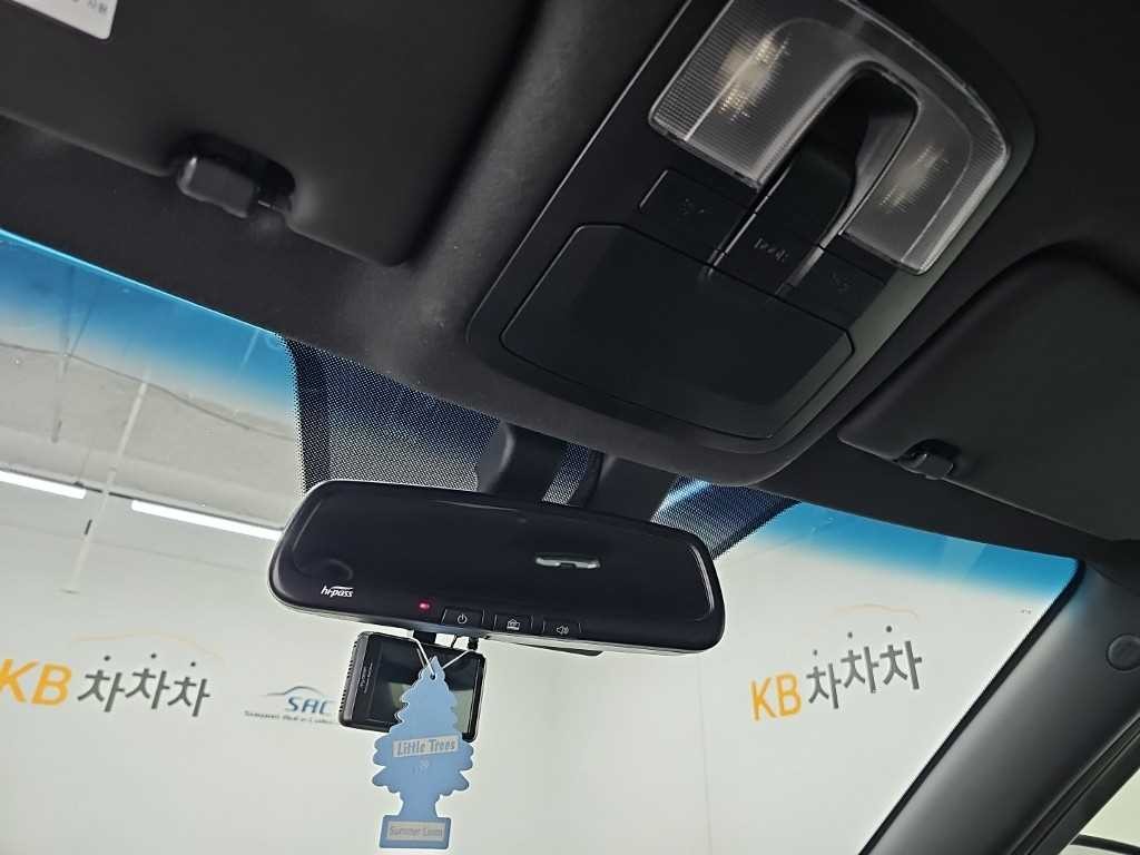 KG모빌리티(쌍용) 티볼리 베리 뉴 티볼리 2WD 디젤 1.6 V5 이미지 15