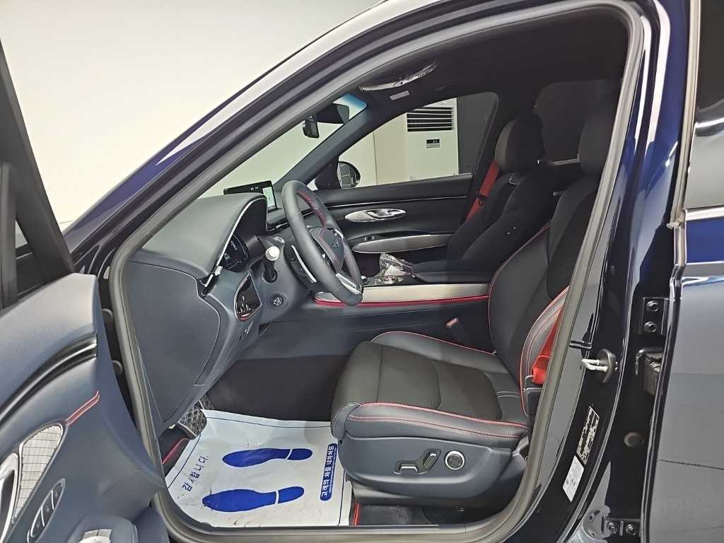 제네시스 GV70 2.5T 가솔린 2WD 스포츠 이미지 11