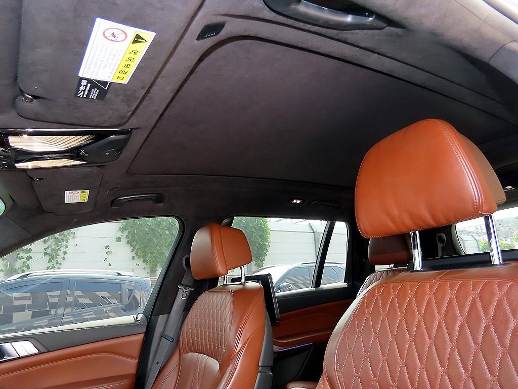 BMW X7 X7 (G07) xDrive 30d M 스포츠 6인승 이미지 13