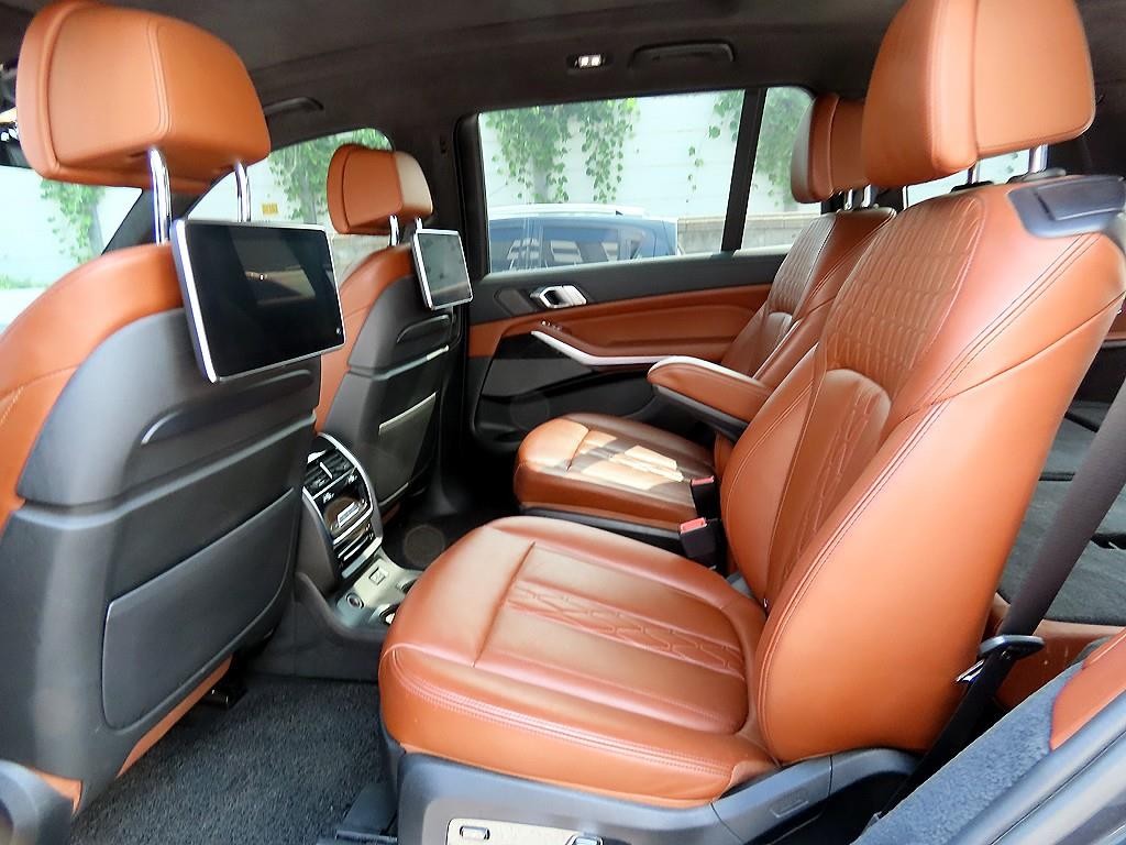 BMW X7 X7 (G07) xDrive 30d M 스포츠 6인승 이미지 6
