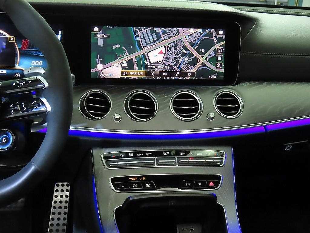 벤츠 E 클래스 E-클래스 W213 E53 AMG 4MATIC+ 이미지 11