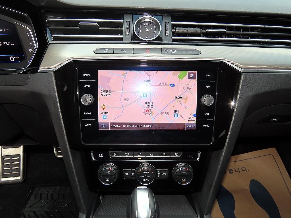 폭스바겐 아테온 2.0 TDI 엘레강스 프레스티지 4모션 이미지 14