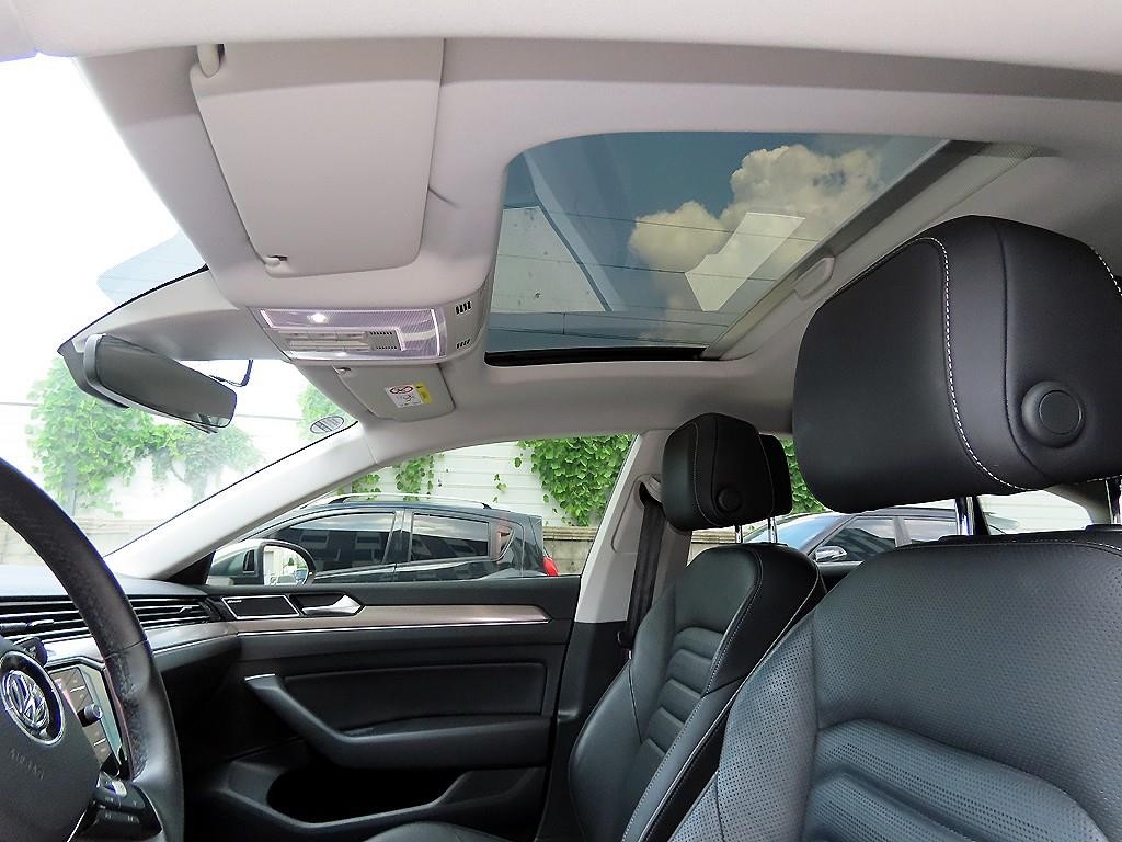 폭스바겐 아테온 2.0 TDI 엘레강스 프레스티지 4모션 이미지 16