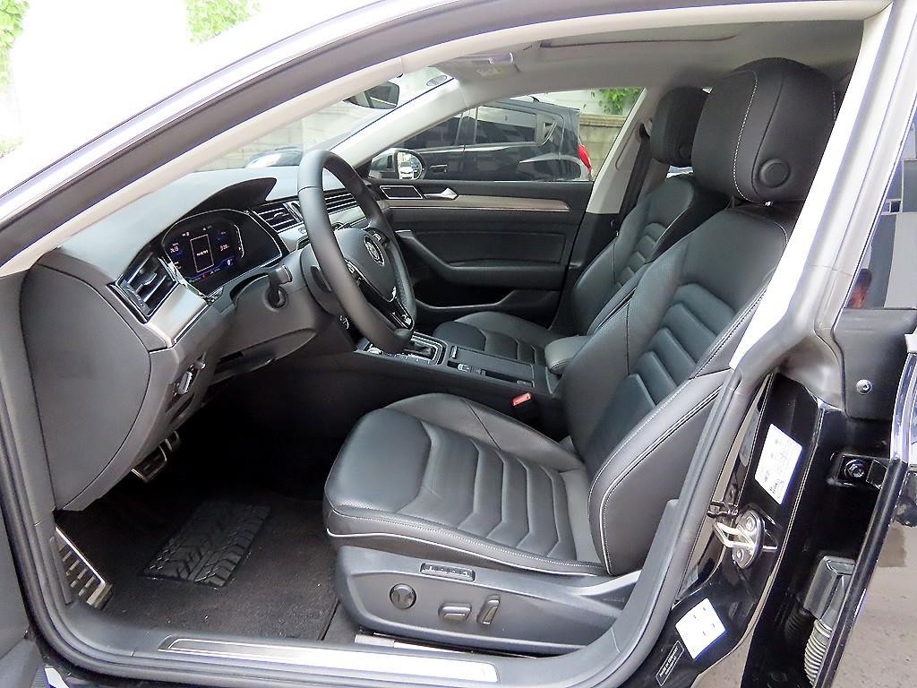 폭스바겐 아테온 2.0 TDI 엘레강스 프레스티지 4모션 이미지 5