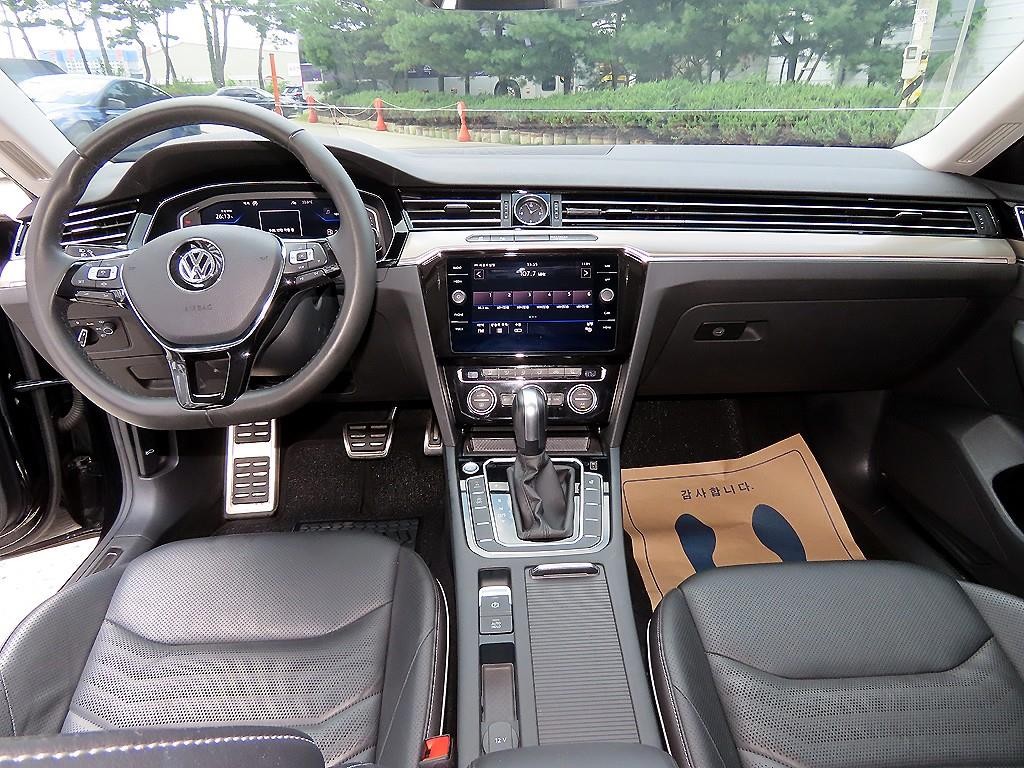 폭스바겐 아테온 2.0 TDI 엘레강스 프레스티지 4모션 이미지 7