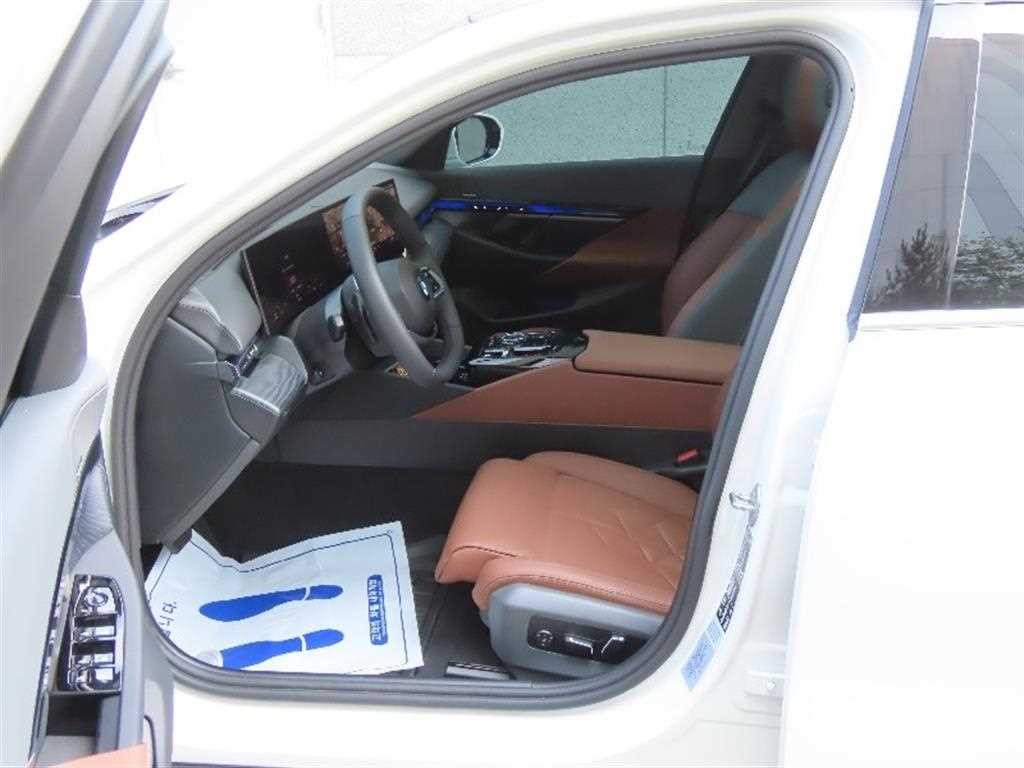BMW 5시리즈 5시리즈 (G60) 530i xDrive 기본형 이미지 13