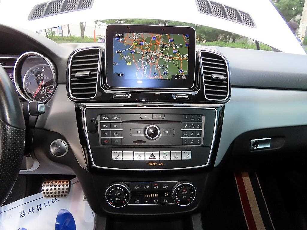 벤츠 GLE 클래스 GLE 클래스 W166 GLE 350 d 4MATIC 프리미엄 이미지 13