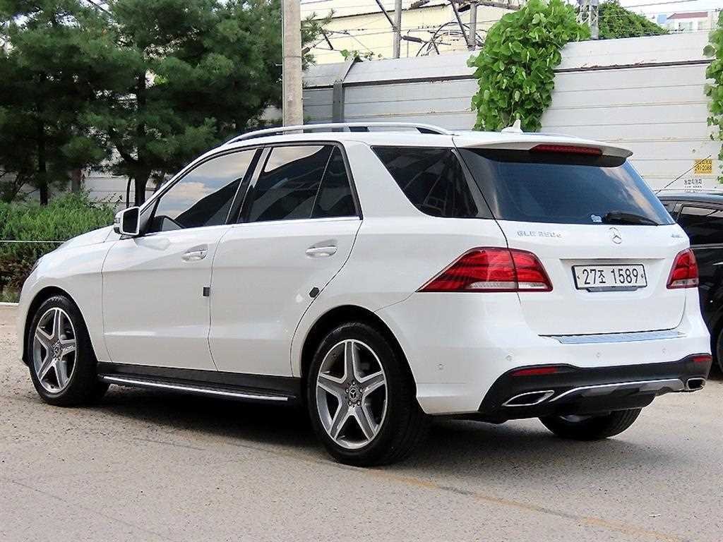 벤츠 GLE 클래스 GLE 클래스 W166 GLE 350 d 4MATIC 프리미엄 이미지 3