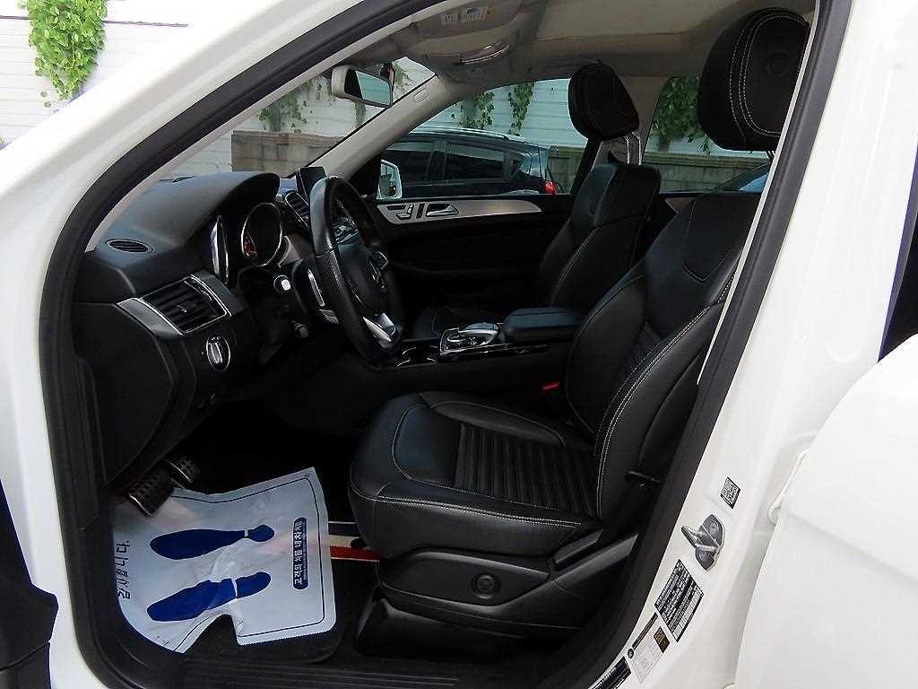 벤츠 GLE 클래스 GLE 클래스 W166 GLE 350 d 4MATIC 프리미엄 이미지 5