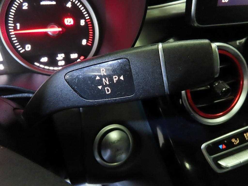 벤츠 GLC 클래스 GLC클래스 X253 GLC 220 d 4MATIC 쿠페 이미지 12