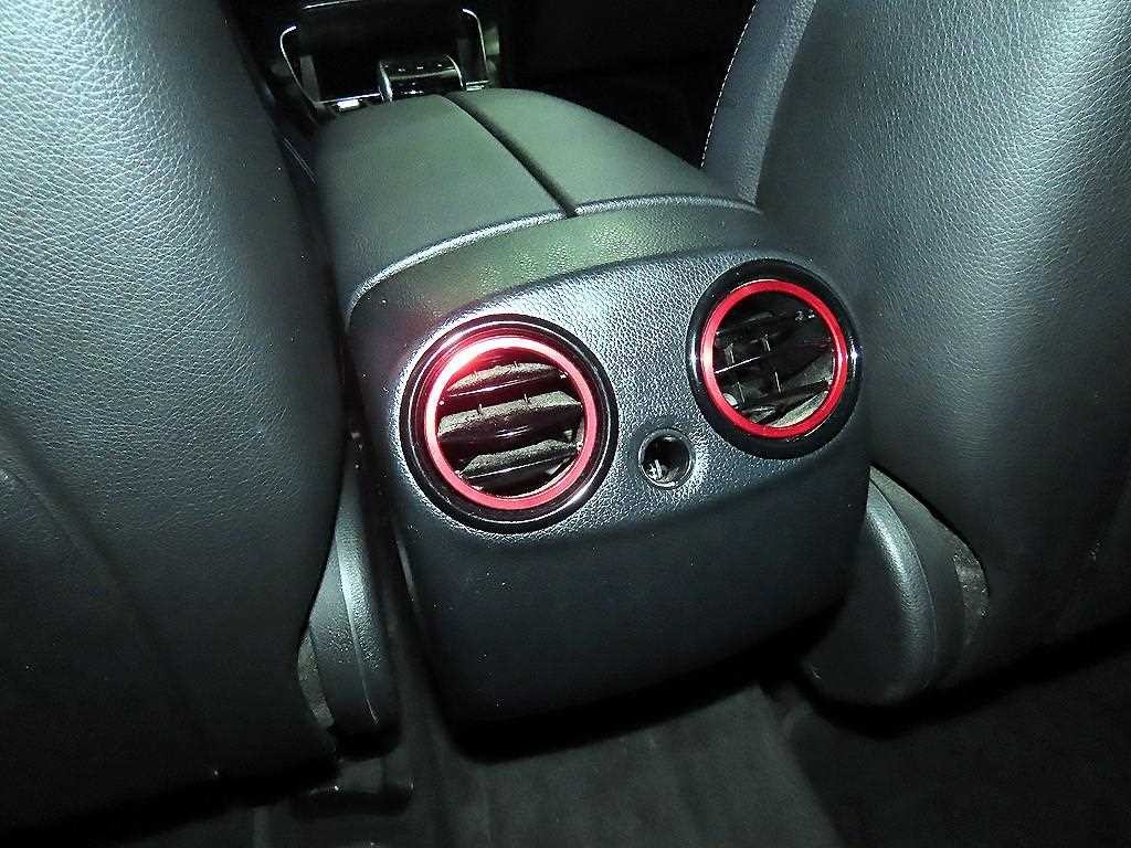 벤츠 GLC 클래스 GLC클래스 X253 GLC 220 d 4MATIC 쿠페 이미지 14
