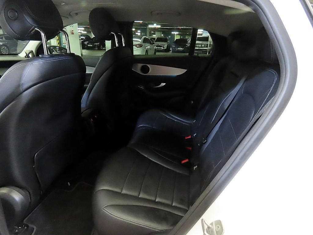 벤츠 GLC 클래스 GLC클래스 X253 GLC 220 d 4MATIC 쿠페 이미지 7