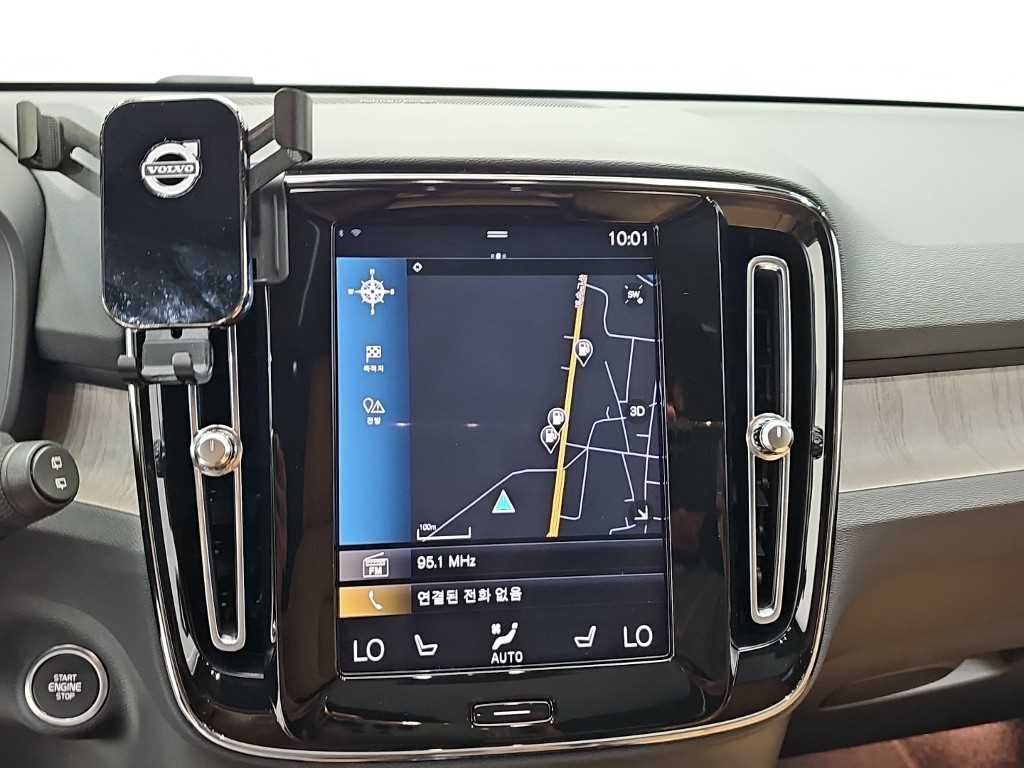 볼보 XC40 B4 AWD 인스크립션 이미지 15