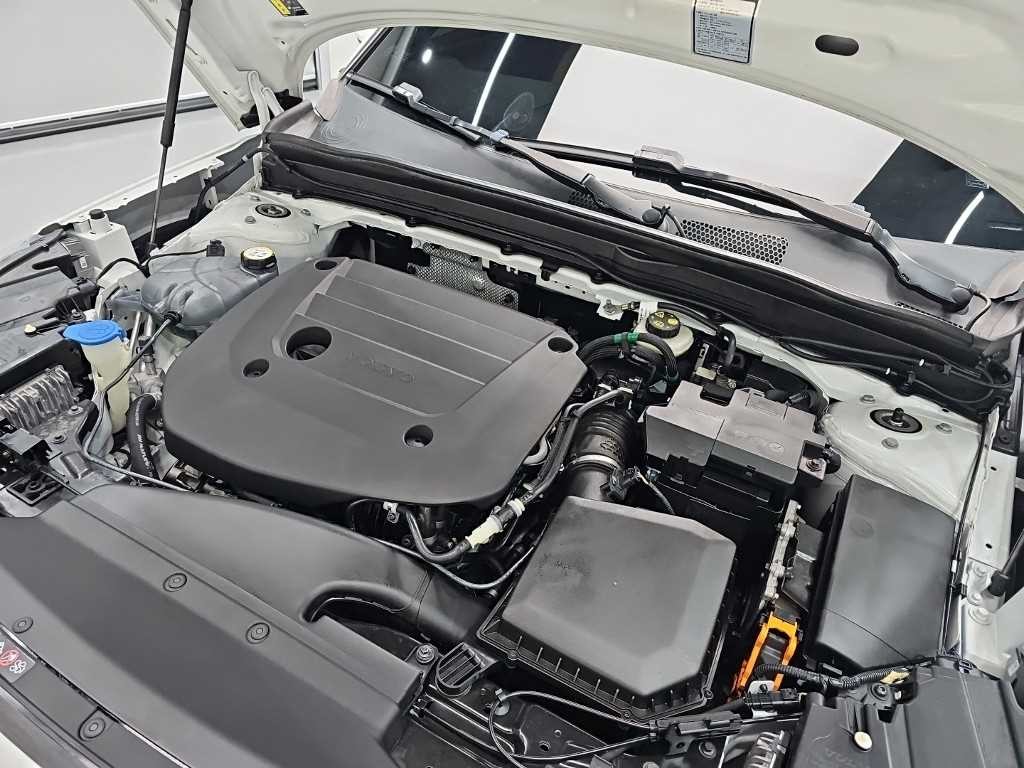 볼보 XC40 B4 AWD 인스크립션 이미지 5