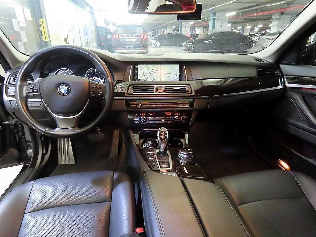 BMW 5시리즈 5시리즈 (F10) 528i xDrive 이미지 10