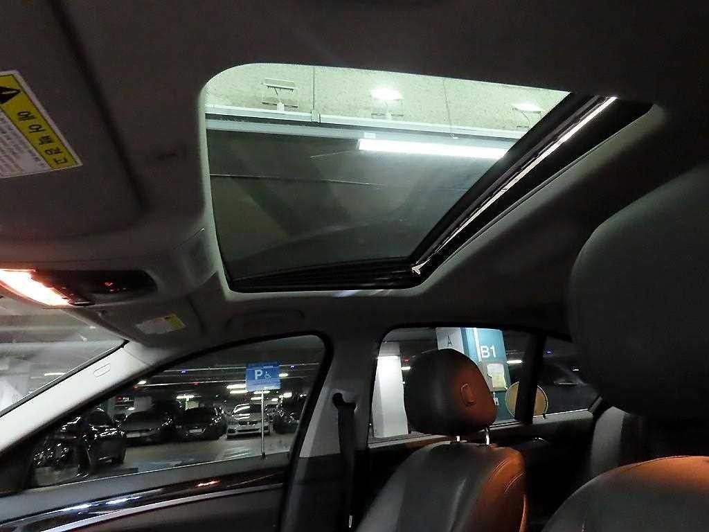 BMW 5시리즈 5시리즈 (F10) 528i xDrive 이미지 17