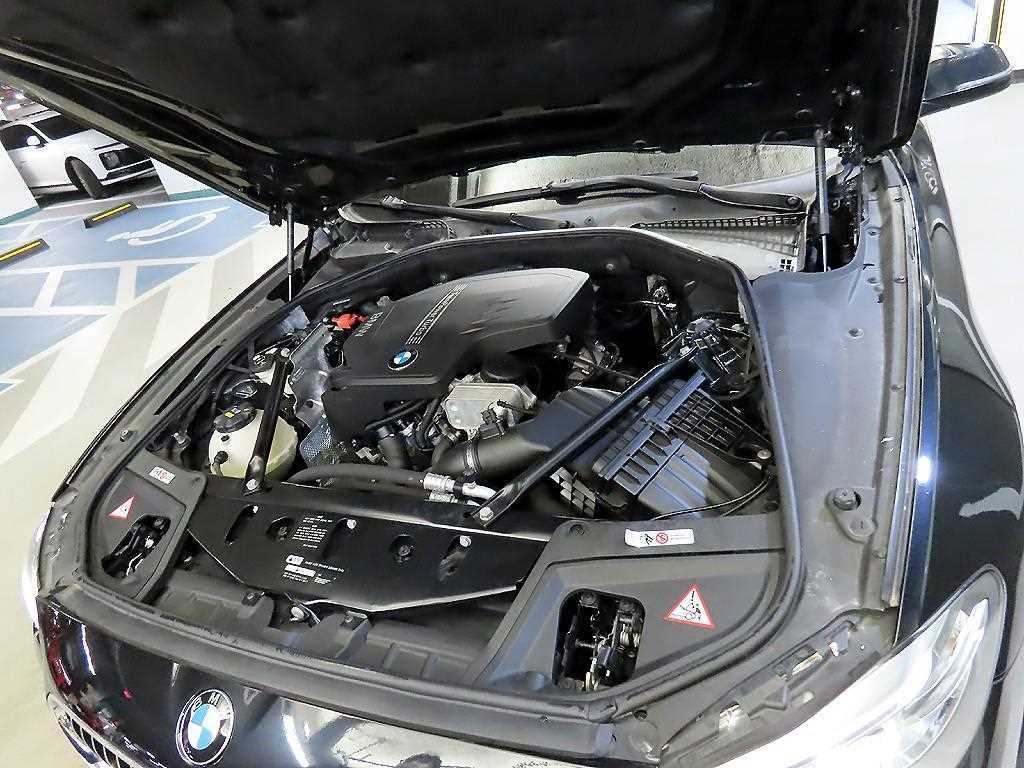 BMW 5시리즈 5시리즈 (F10) 528i xDrive 이미지 19