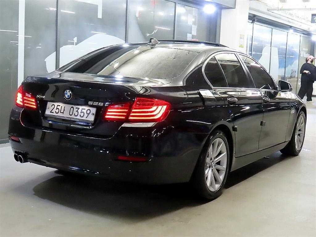 BMW 5시리즈 5시리즈 (F10) 528i xDrive 이미지 4