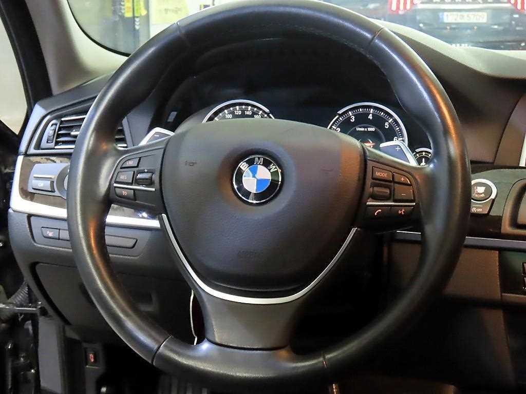 BMW 5시리즈 5시리즈 (F10) 528i xDrive 이미지 8