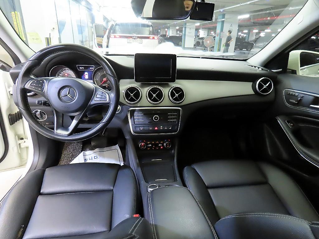 벤츠 GLA 클래스 GLA클래스 X156 GLA200 D 이미지 10