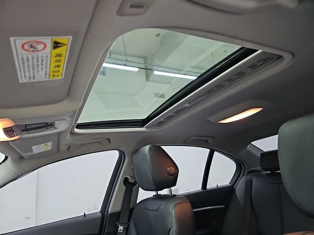 BMW 3시리즈 3시리즈 (F30) 320i 럭셔리 이미지 14