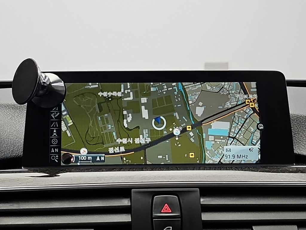 BMW 3시리즈 3시리즈 (F30) 320i 럭셔리 이미지 15