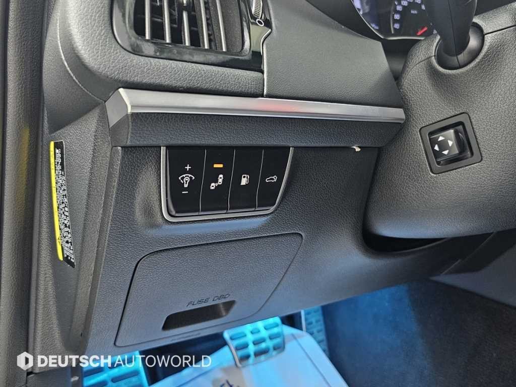 기아 스팅어 가솔린 2.0 터보 2WD 플래티넘 이미지 17