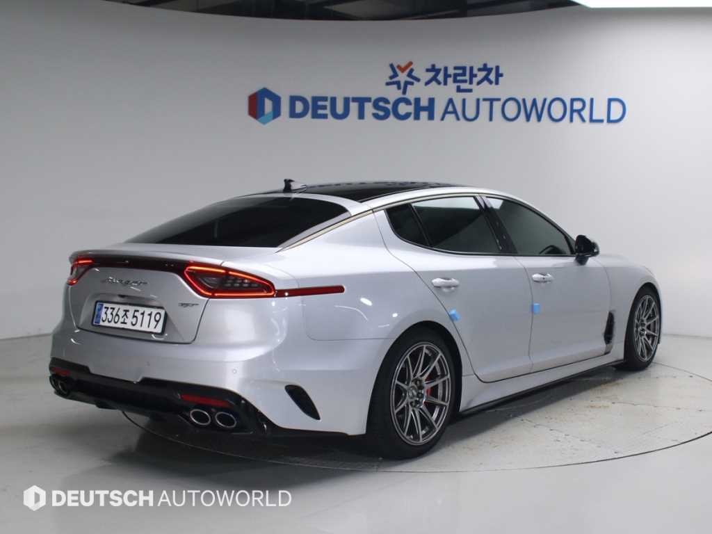 기아 스팅어 가솔린 2.0 터보 2WD 플래티넘 이미지 2