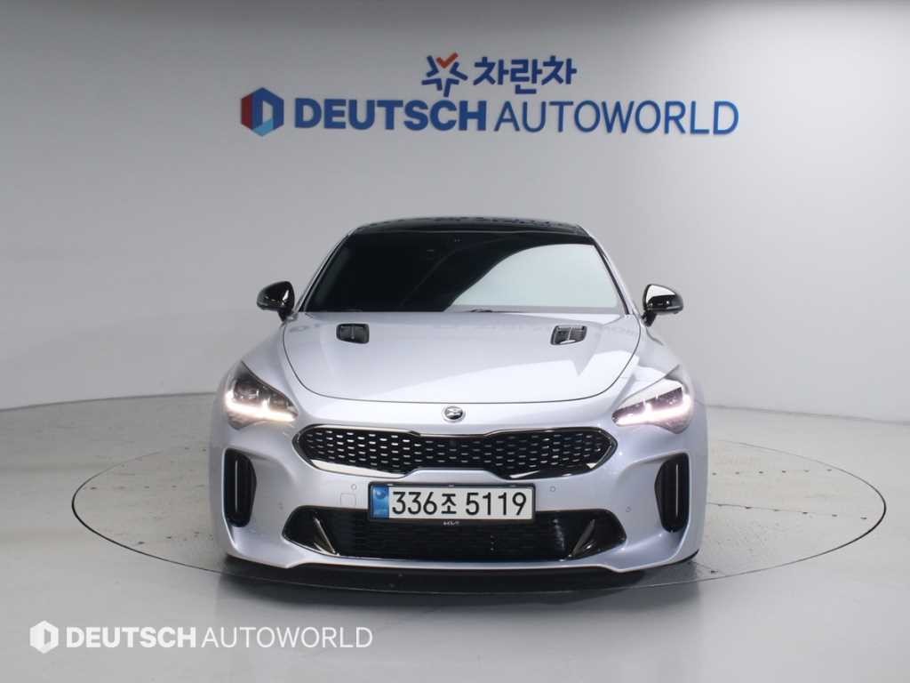 기아 스팅어 가솔린 2.0 터보 2WD 플래티넘 이미지 3