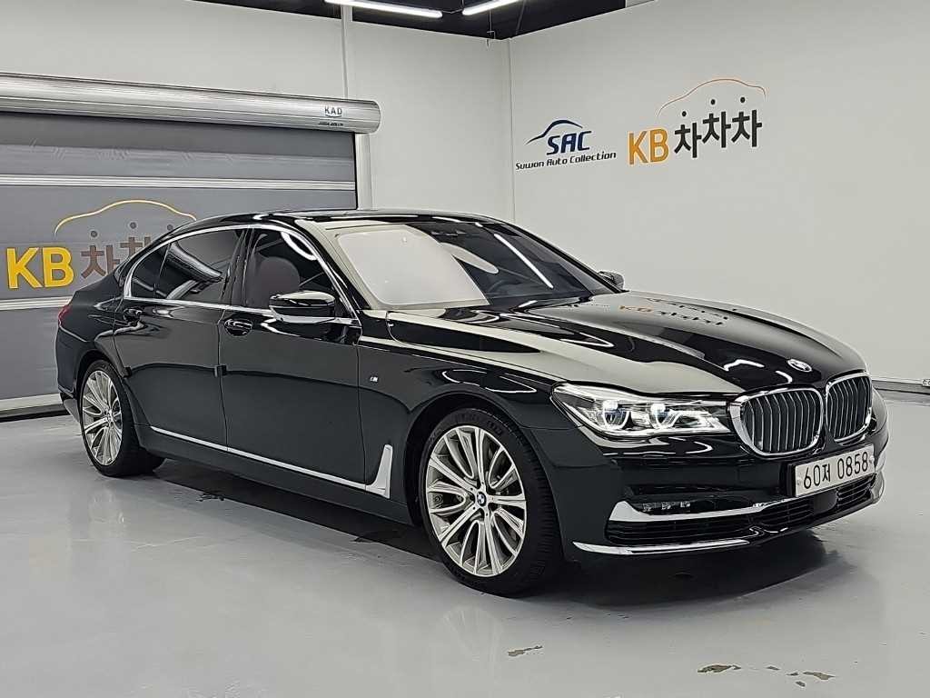 BMW 7시리즈 7시리즈 (G11) 750i xDrive 이미지 4