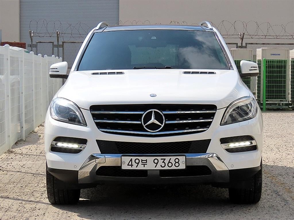벤츠 M 클래스 뉴 M클래스 W166 ML350 블루텍 4매틱 이미지 1