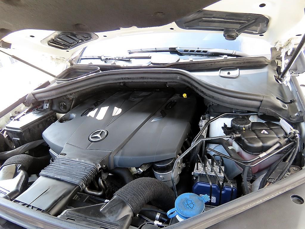벤츠 M 클래스 뉴 M클래스 W166 ML350 블루텍 4매틱 이미지 19