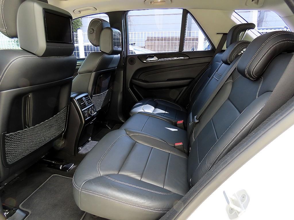 벤츠 M 클래스 뉴 M클래스 W166 ML350 블루텍 4매틱 이미지 6