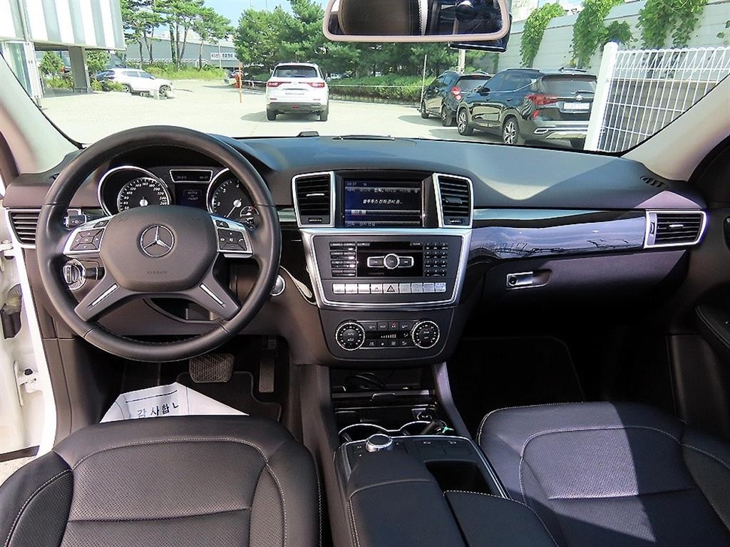 벤츠 M 클래스 뉴 M클래스 W166 ML350 블루텍 4매틱 이미지 7