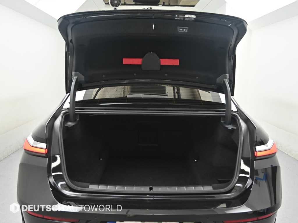 BMW 7시리즈 7시리즈 (G70) 740i sDrive 디자인퓨어 엑셀런스 이미지 19