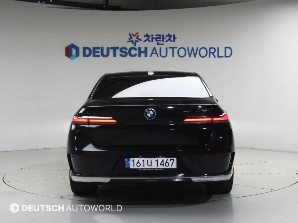 BMW 7시리즈 7시리즈 (G70) 740i sDrive 디자인퓨어 엑셀런스 이미지 4