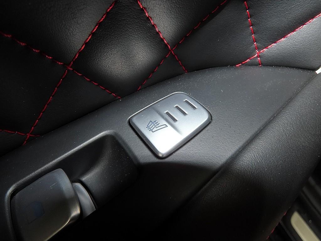 제네시스 G70 3.3T 스포츠 AWD 프레스티지 이미지 15