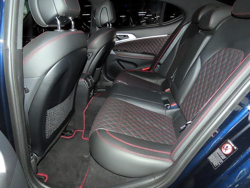 제네시스 G70 3.3T 스포츠 AWD 프레스티지 이미지 7