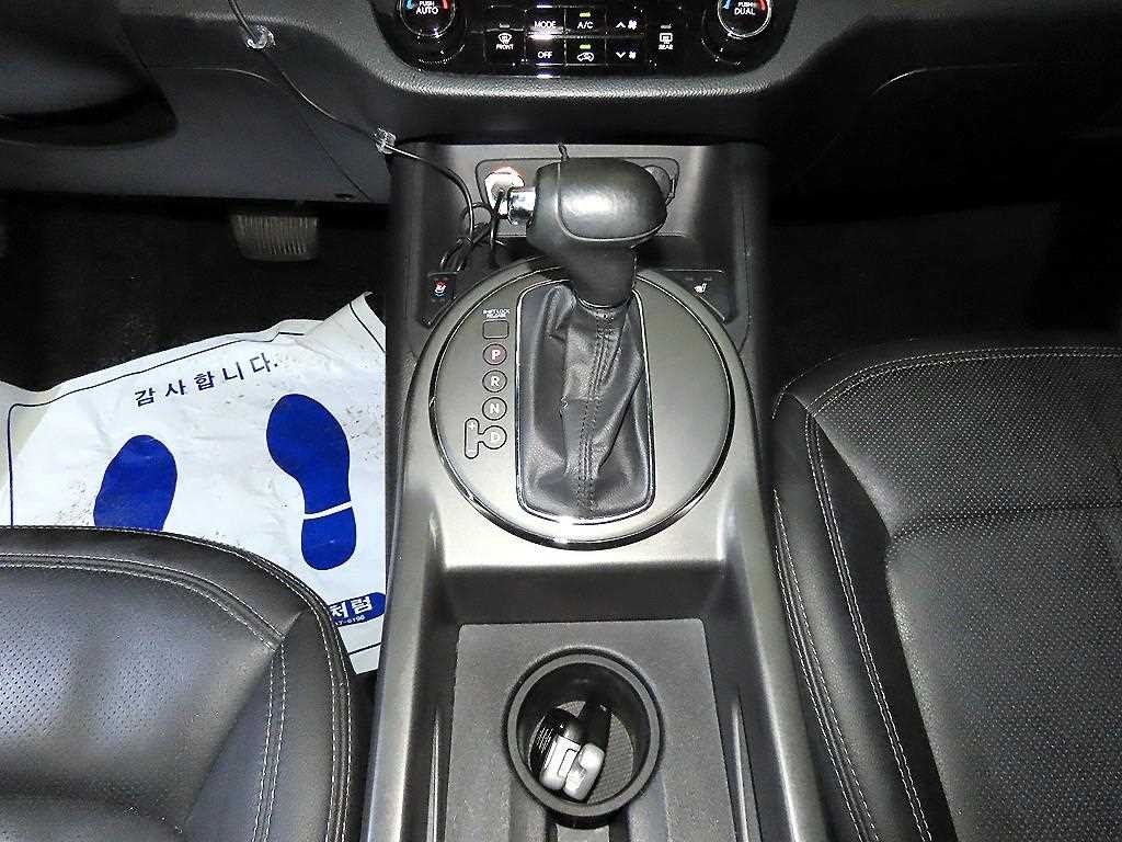 기아 스포티지 스포티지 R 2WD TLX 프리미엄 이미지 12