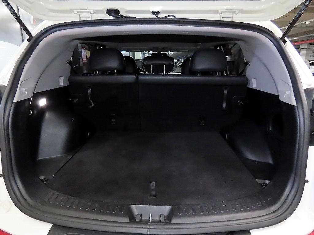 기아 스포티지 스포티지 R 2WD TLX 프리미엄 이미지 18