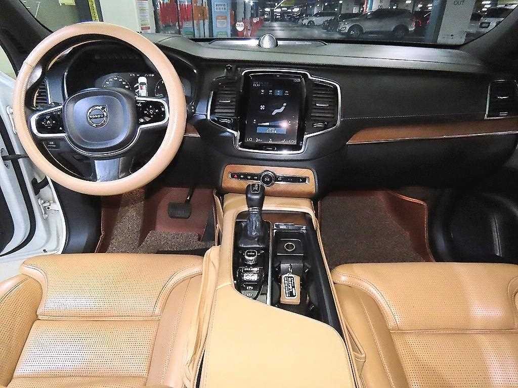 볼보 XC90 XC90 2세대 2.0 T6 AWD 인스크립션 이미지 10
