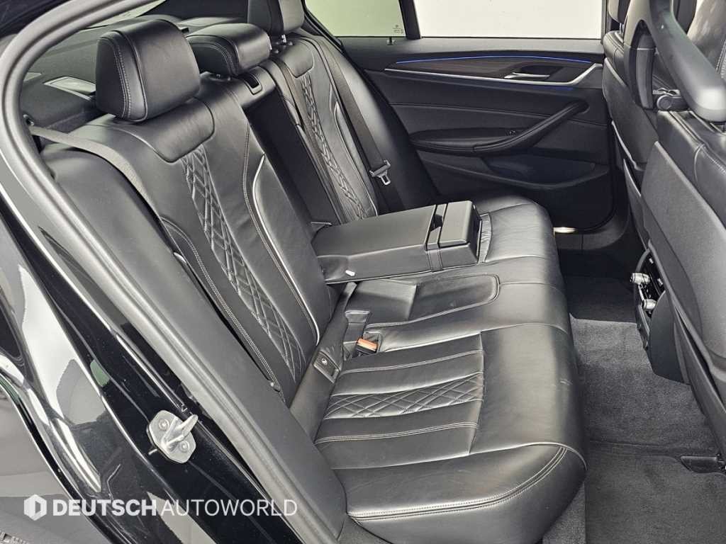BMW 5시리즈 5시리즈 (G30) 530i M 스포츠 플러스 이미지 12