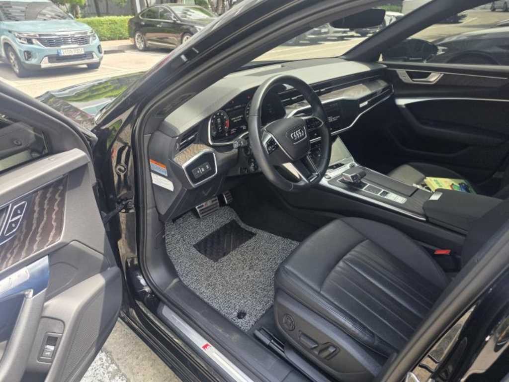 아우디 A6 A6 (C8) 45 TFSI 콰트로 프리미엄 이미지 6