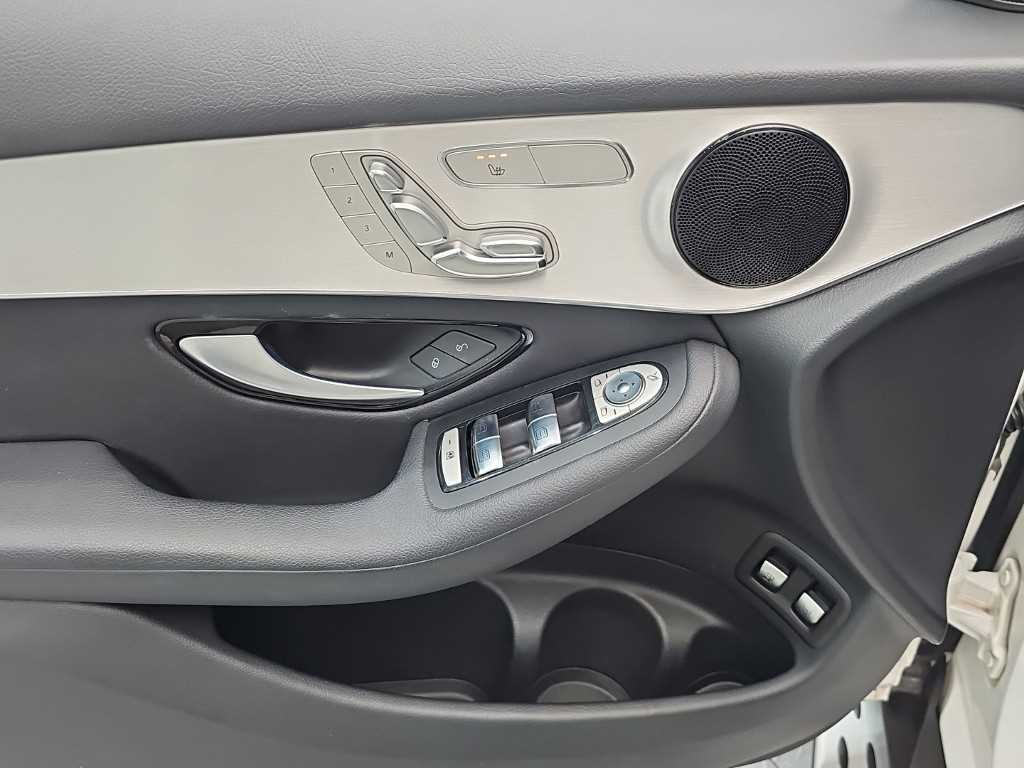 벤츠 GLC 클래스 GLC클래스 X253 GLC 350 e 4MATIC 프리미엄 이미지 17