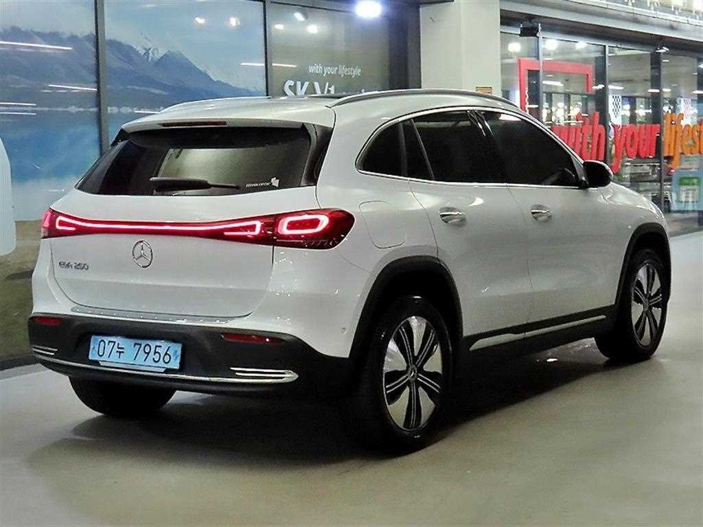 벤츠 EQA EQA H243 EQA 250 일렉트릭 아트 이미지 4