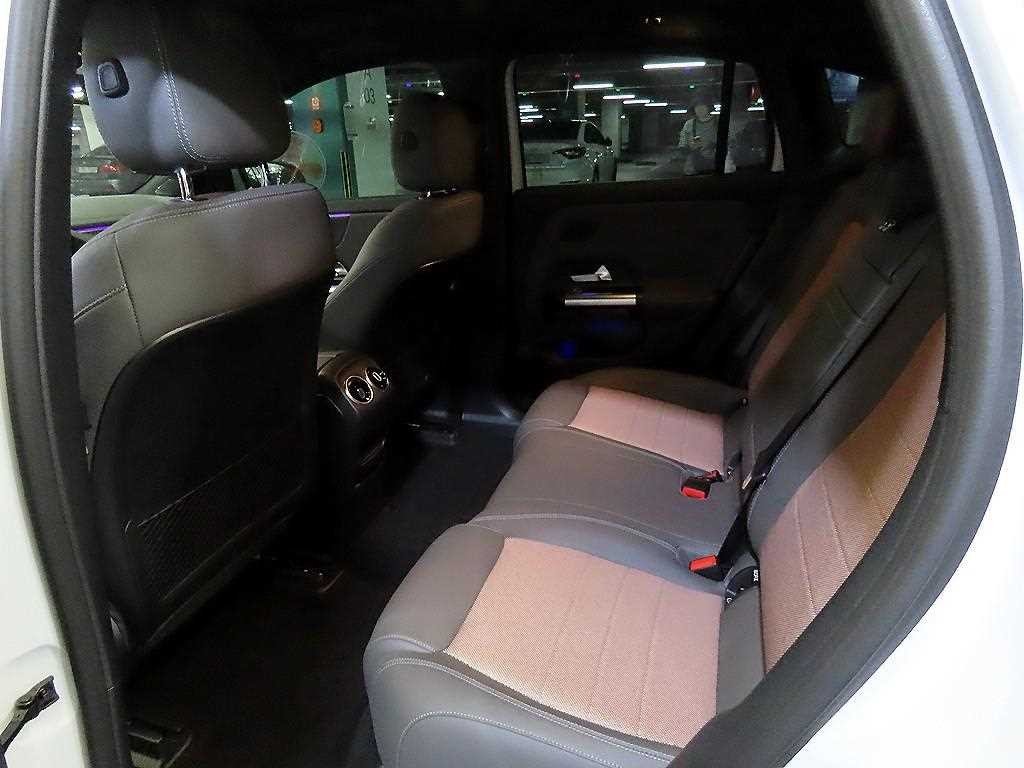 벤츠 EQA EQA H243 EQA 250 일렉트릭 아트 이미지 7