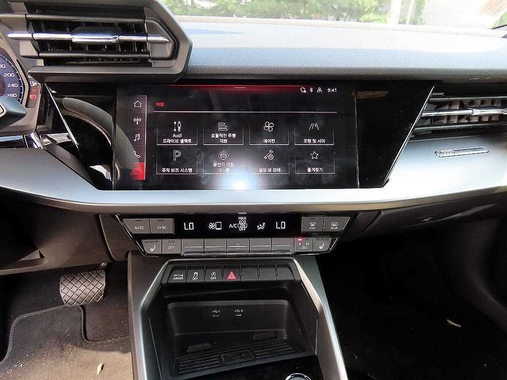 아우디 A3 A3(8Y) 40 TFSI 이미지 13