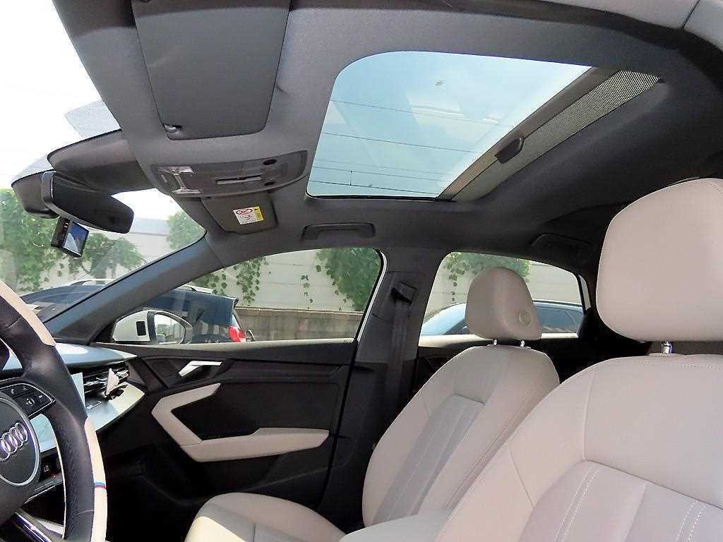 아우디 A3 A3(8Y) 40 TFSI 이미지 18