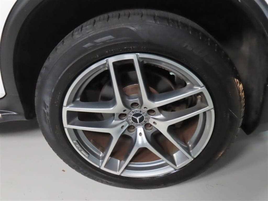 벤츠 GLC 클래스 GLC클래스 X253 GLC 220 d 4MATIC 쿠페 이미지 17